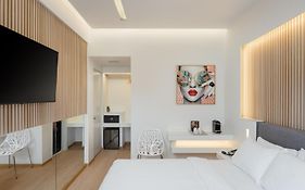 Kreoli Hotel